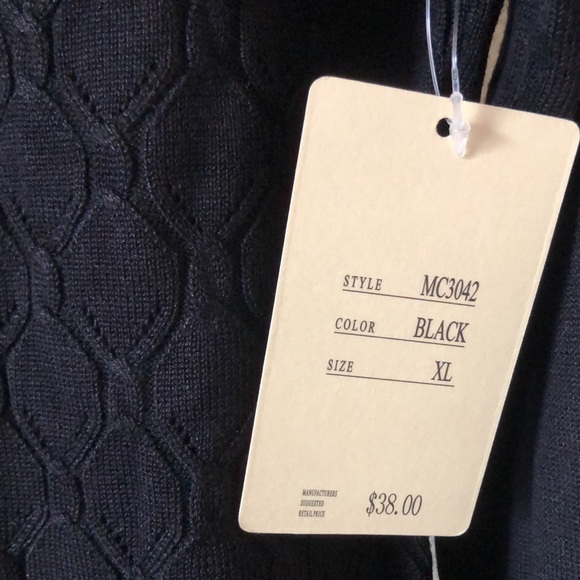 Blk turtleneck - Picture 2 of 2